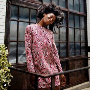 Zara Women's Long Sleeve Psychedelic Swirl Top Size S Multicolor heavy Material